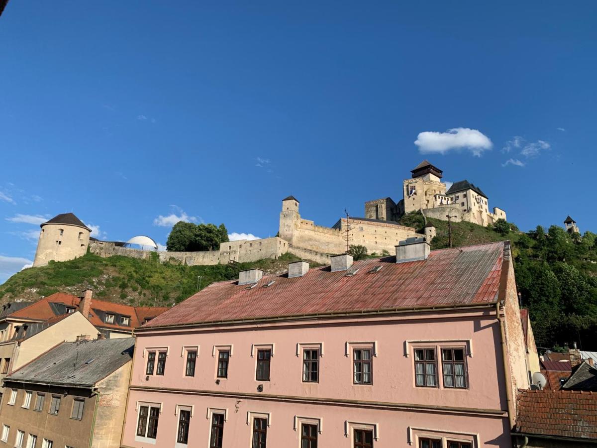 Penzion Deloris Trenčín Exterior foto